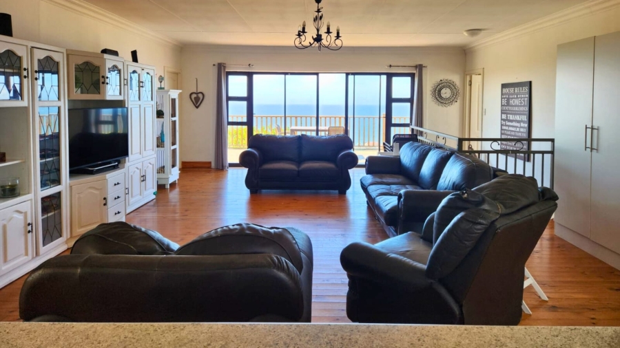 3 Bedroom Property for Sale in Dana Bay Western Cape